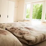 Lejlighed Naturnahe Schoene Neu Gestaltete *