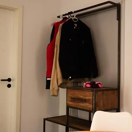 Naturnahe Schoene Neu Gestaltete *