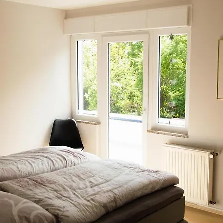 Naturnahe Schoene Neu Gestaltete *