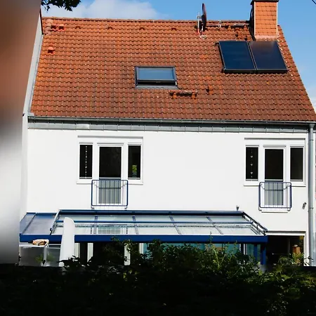 Naturnahe Schoene Neu Gestaltete