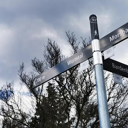 Naturnahe Schoene Neu Gestaltete アパート *