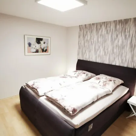 Naturnahe Schoene Neu Gestaltete Apartment