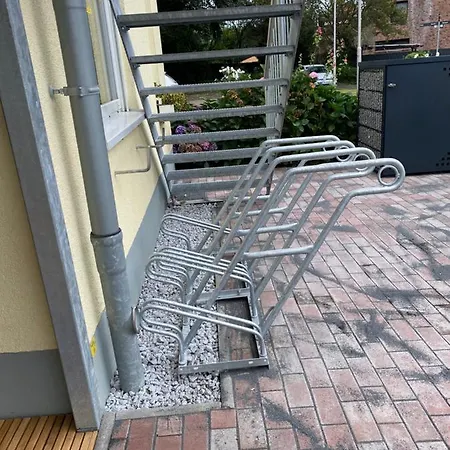 アパート Naturnahe Schoene Neu Gestaltete