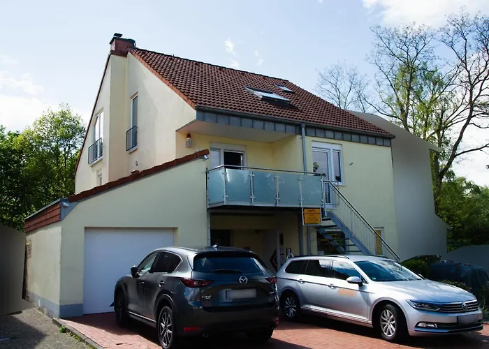 Naturnahe Schoene Neu Gestaltete Würselen