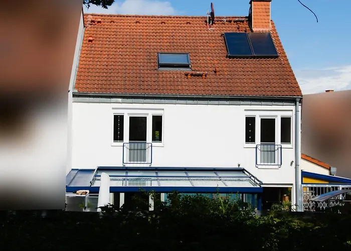 Naturnahe Schoene Neu Gestaltete