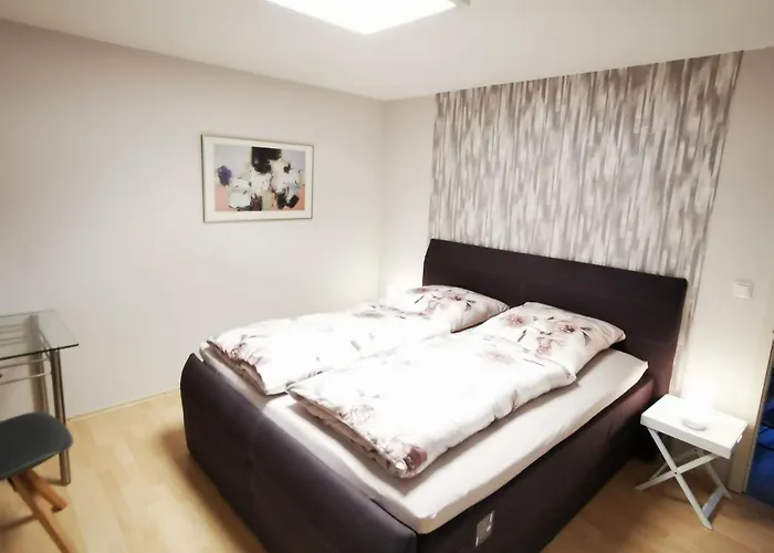 Naturnahe Schoene Neu Gestaltete Appartement