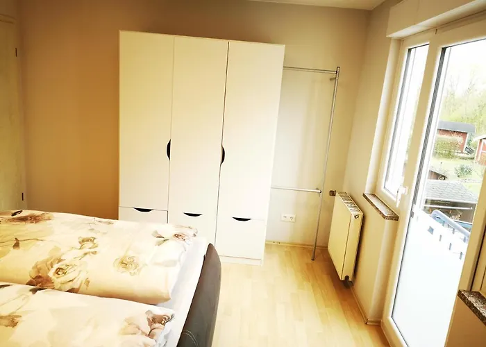 Naturnahe Schoene Neu Gestaltete Appartement