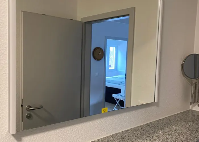 Naturnahe Schoene Neu Gestaltete